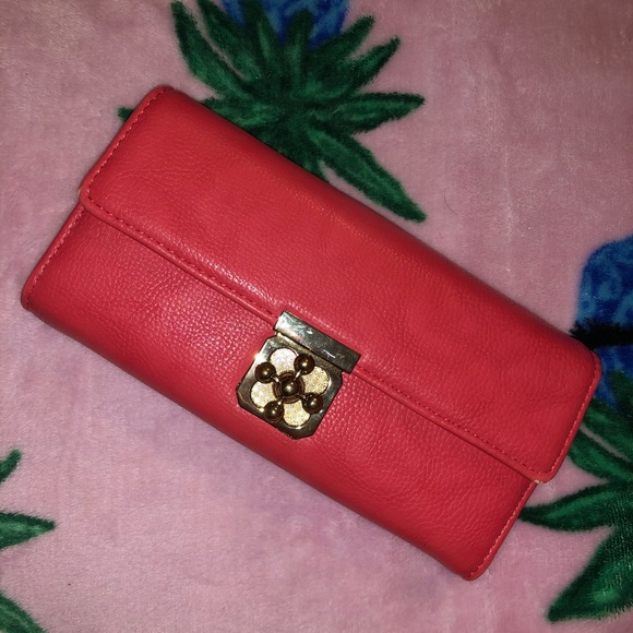 Wallet - Picture 1 of 4